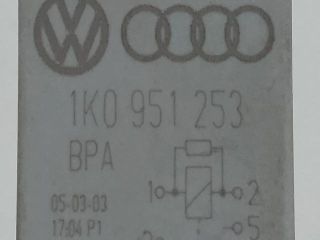 bontott SKODA OCTAVIA II Relé