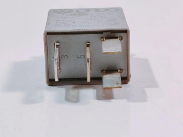 bontott SKODA OCTAVIA II Relé