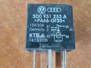 bontott SKODA OCTAVIA II Relé