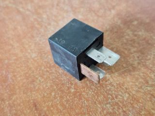 bontott SKODA OCTAVIA II Relé