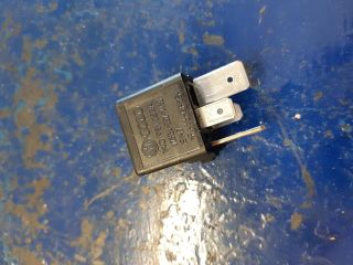 bontott SKODA OCTAVIA II Relé