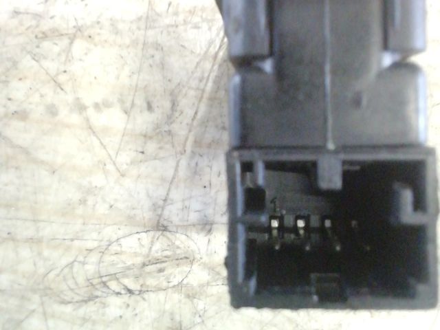 bontott SKODA OCTAVIA II Riasztó Kapcsoló