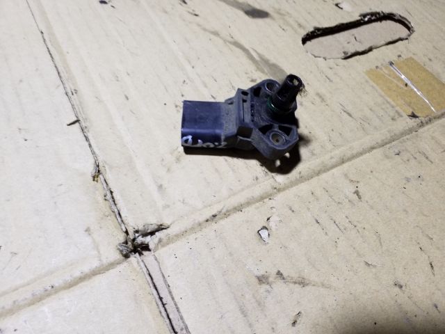 bontott SKODA OCTAVIA II Szívócső Nyomásérzékelő