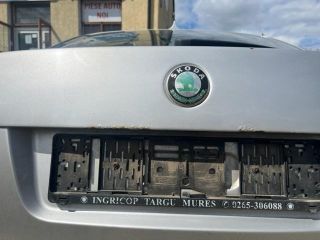 bontott SKODA OCTAVIA II Tankajtó