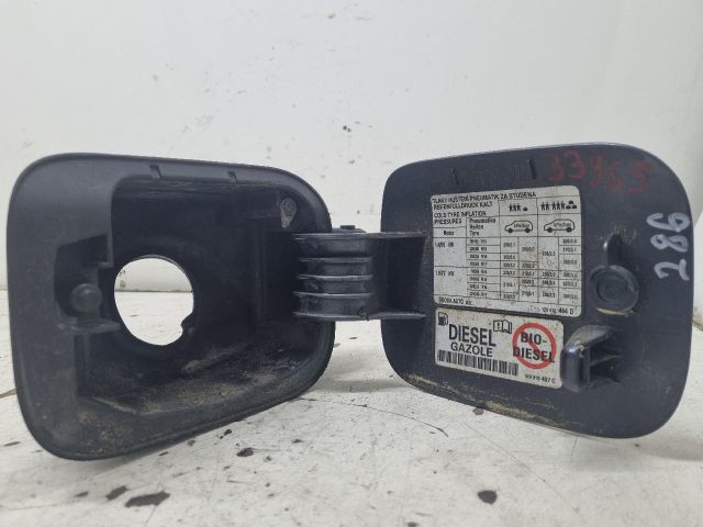 bontott SKODA OCTAVIA II Tankajtó