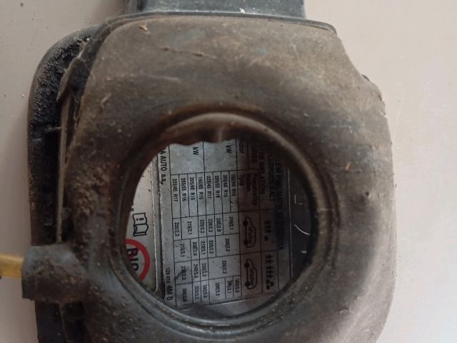 bontott SKODA OCTAVIA II Tankajtó