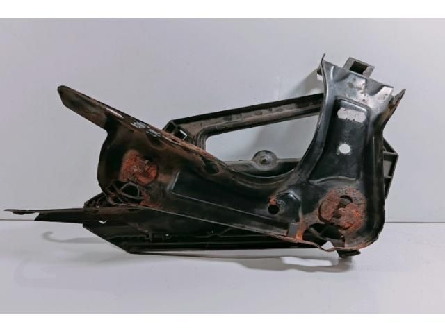 bontott SKODA OCTAVIA II Tartó Bak