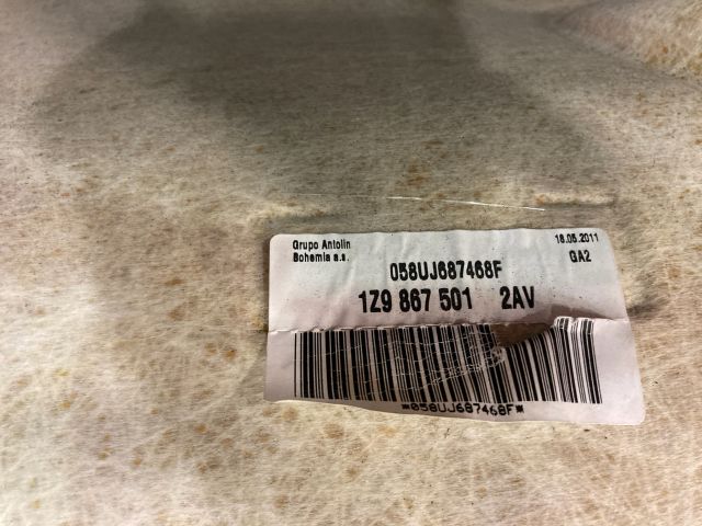 bontott SKODA OCTAVIA II Tetőkárpit