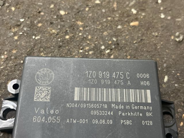 bontott SKODA OCTAVIA II Tolatóradar Elektronika