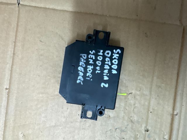 bontott SKODA OCTAVIA II Tolatóradar Elektronika