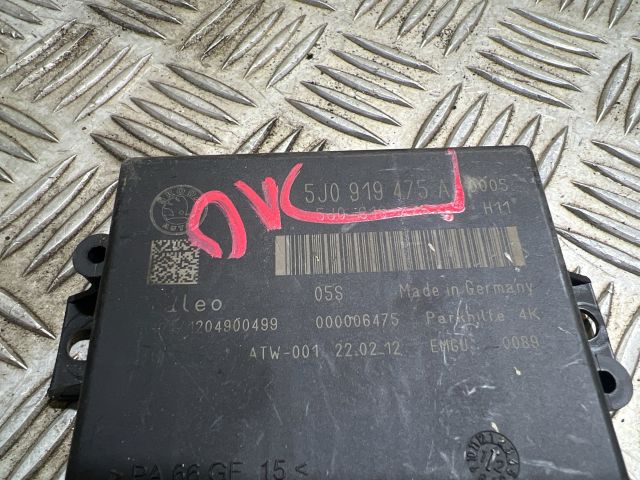 bontott SKODA OCTAVIA II Tolatóradar Elektronika