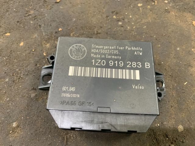 bontott SKODA OCTAVIA II Tolatóradar Elektronika