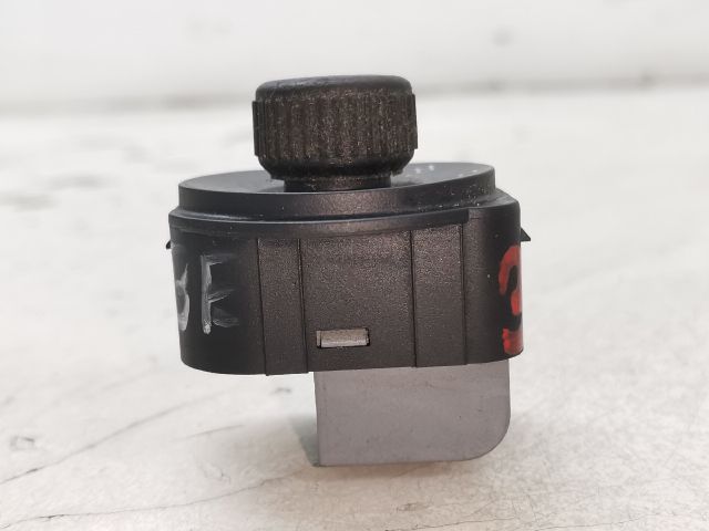 bontott SKODA OCTAVIA II Tükör Kapcsoló