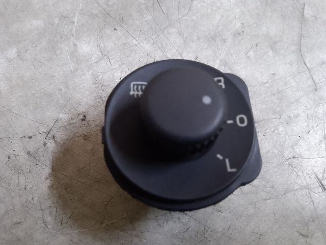 bontott SKODA OCTAVIA II Tükör Kapcsoló