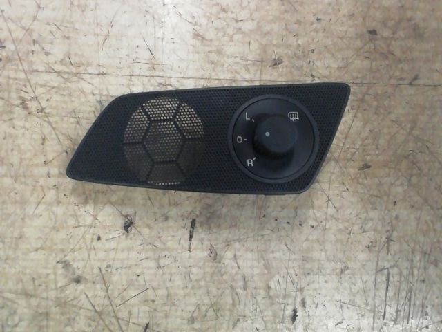 bontott SKODA OCTAVIA II Tükör Kapcsoló