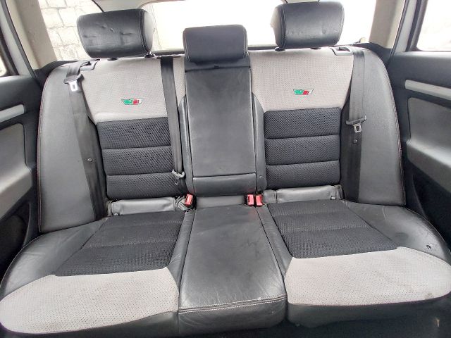 bontott SKODA OCTAVIA II Ülés Szett