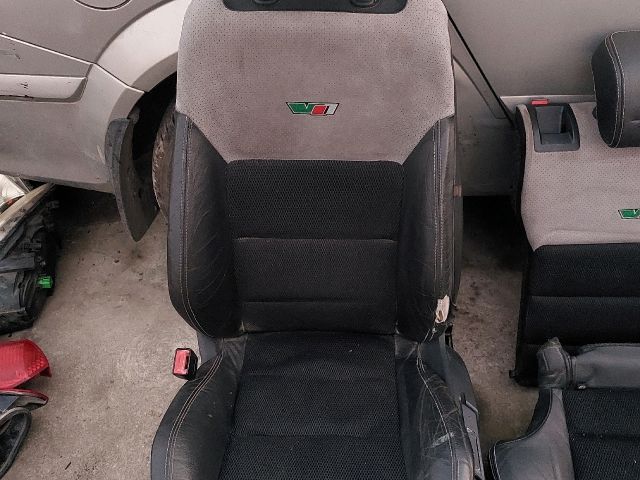 bontott SKODA OCTAVIA II Ülés Szett