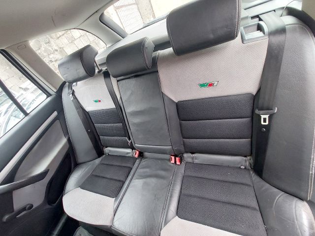 bontott SKODA OCTAVIA II Ülés Szett