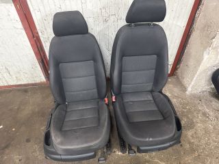 bontott SKODA OCTAVIA II Ülés Szett