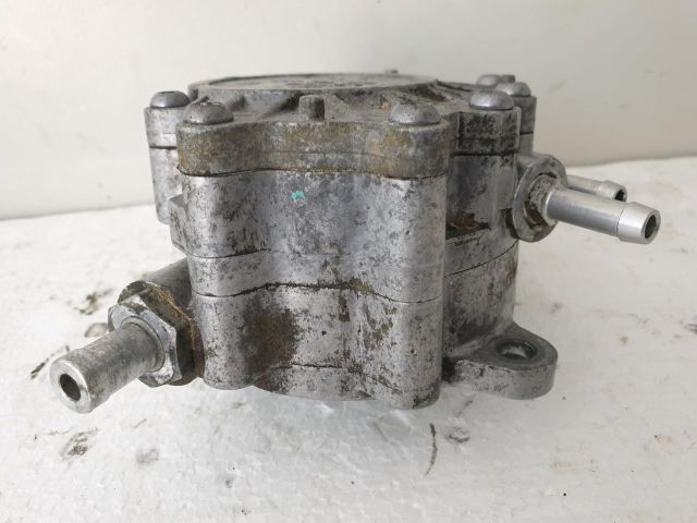 bontott SKODA OCTAVIA II Vákumpumpa