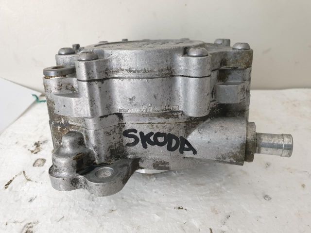 bontott SKODA OCTAVIA II Vákumpumpa