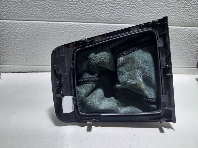 bontott SKODA OCTAVIA II Váltószoknya