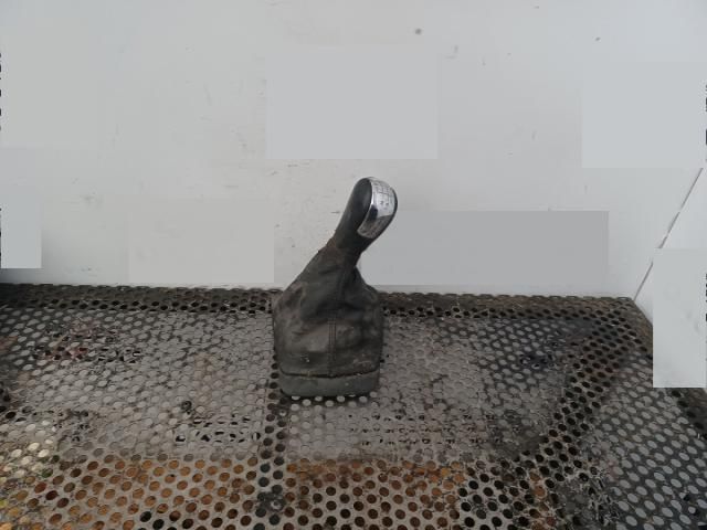 bontott SKODA OCTAVIA II Váltószoknya