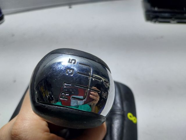 bontott SKODA OCTAVIA II Váltószoknya