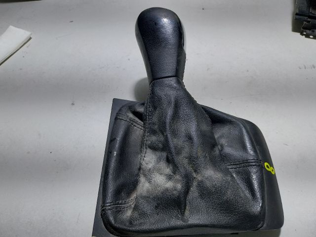 bontott SKODA OCTAVIA II Váltószoknya