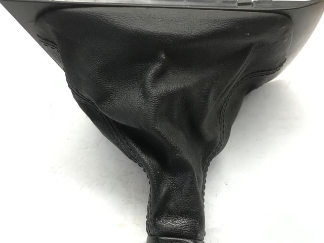 bontott SKODA OCTAVIA II Váltószoknya