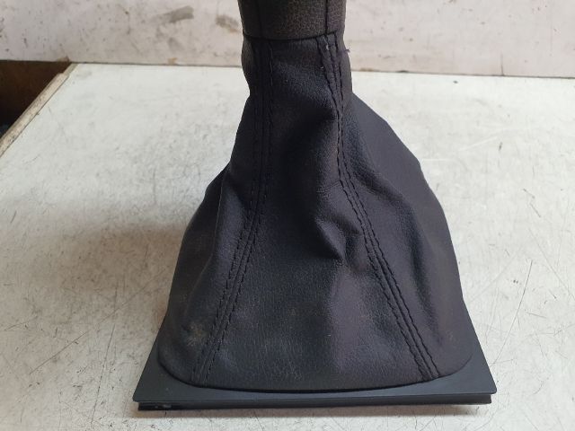 bontott SKODA OCTAVIA II Váltószoknya