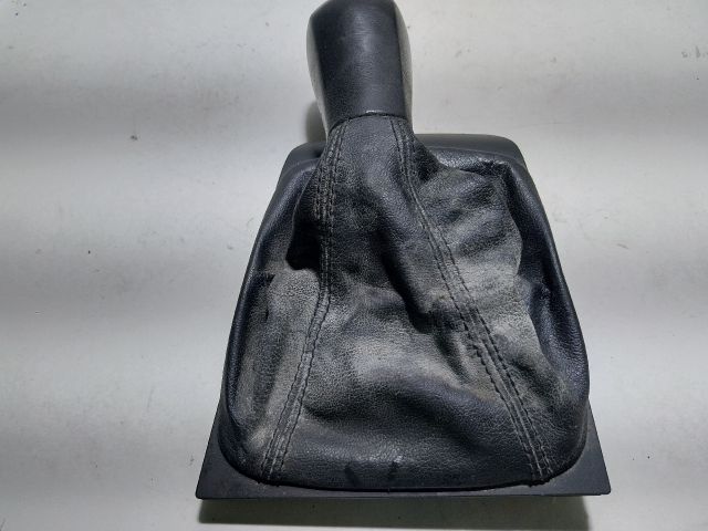 bontott SKODA OCTAVIA II Váltószoknya