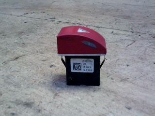 bontott SKODA OCTAVIA II Vészvillogó Kapcsoló