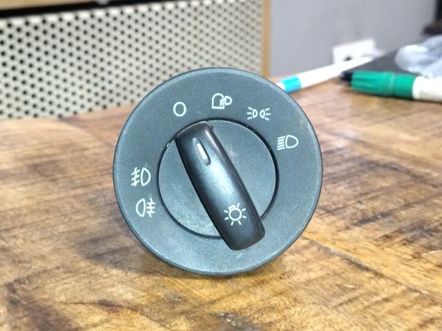 bontott SKODA OCTAVIA II Világítás Kapcsoló