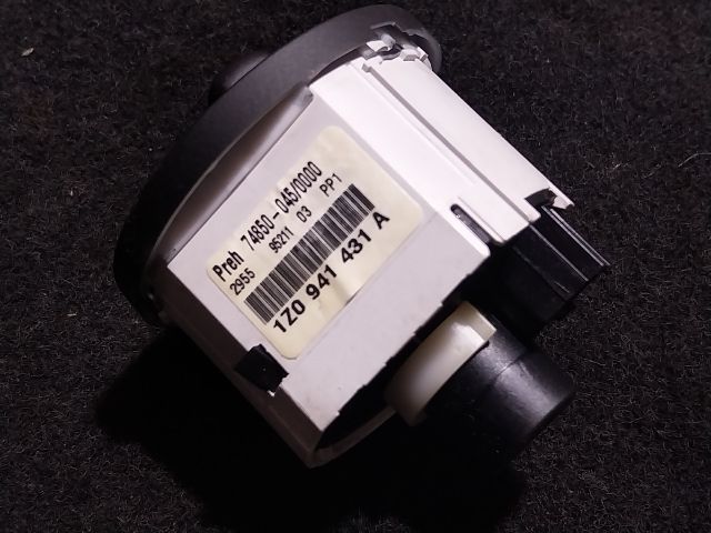 bontott SKODA OCTAVIA II Világítás Kapcsoló