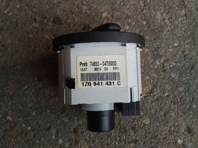 bontott SKODA OCTAVIA II Világítás Kapcsoló