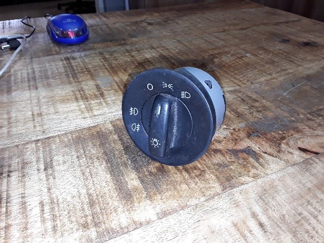 bontott SKODA OCTAVIA II Világítás Kapcsoló