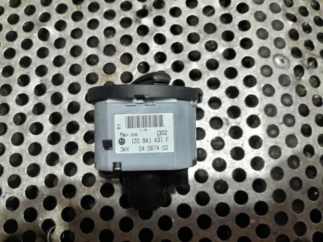 bontott SKODA OCTAVIA II Világítás Kapcsoló