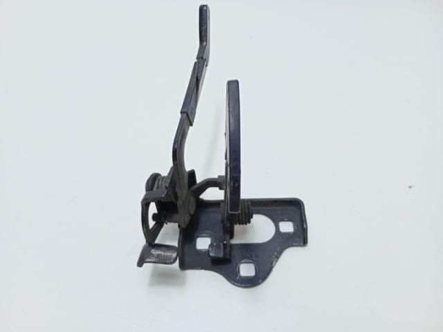 bontott SKODA OCTAVIA II Vonóhorog