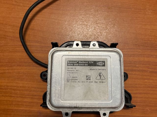 bontott SKODA OCTAVIA II Xenon Trafó