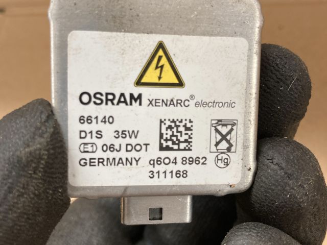 bontott SKODA OCTAVIA II Xenon Trafó