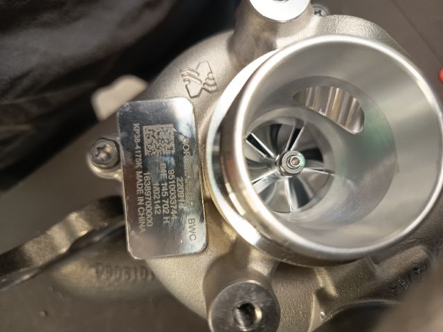 bontott SKODA OCTAVIA III Turbó