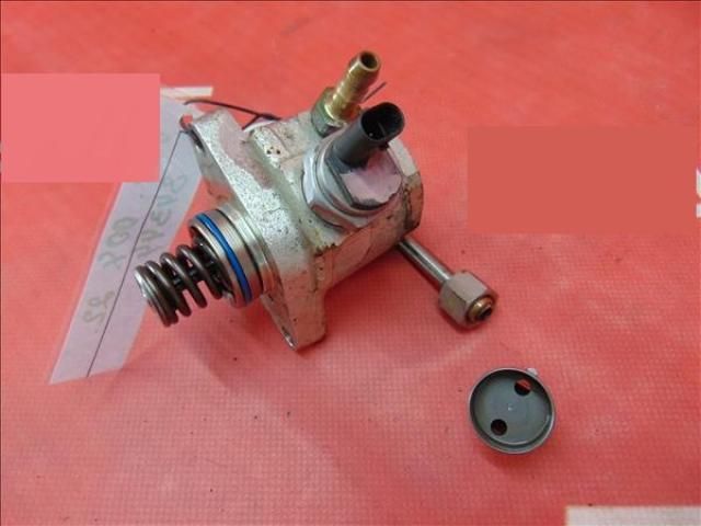 bontott SKODA OCTAVIA III Adagoló