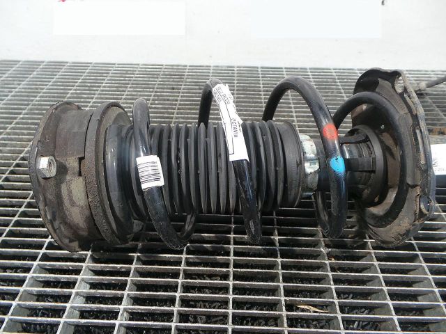 bontott SKODA OCTAVIA III Első Rugó