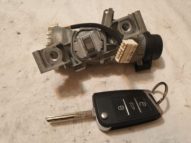 bontott SKODA OCTAVIA III Gyújtáskapcsoló Házzal