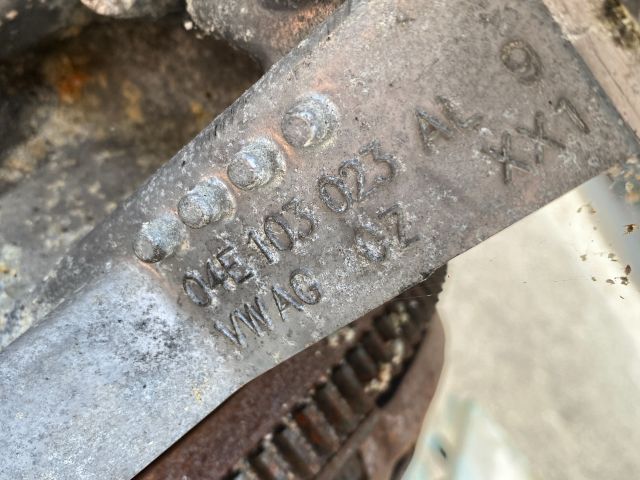 bontott SKODA OCTAVIA III Motor (Fűzött blokk hengerfejjel)