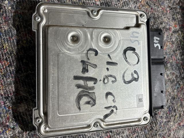 bontott SKODA OCTAVIA III Motorvezérlő