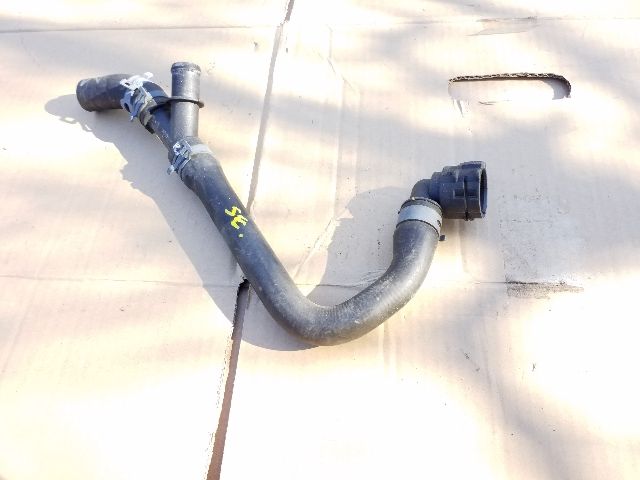 bontott SKODA OCTAVIA III Vízcső