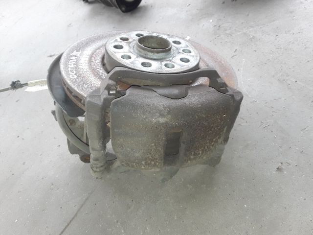 bontott SKODA OCTAVIA III Bal első Csonkállvány Kerékaggyal