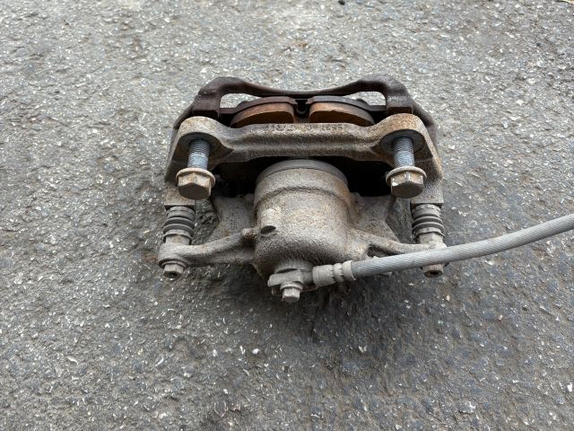 bontott SKODA OCTAVIA III Bal első Féknyereg Munkahengerrel